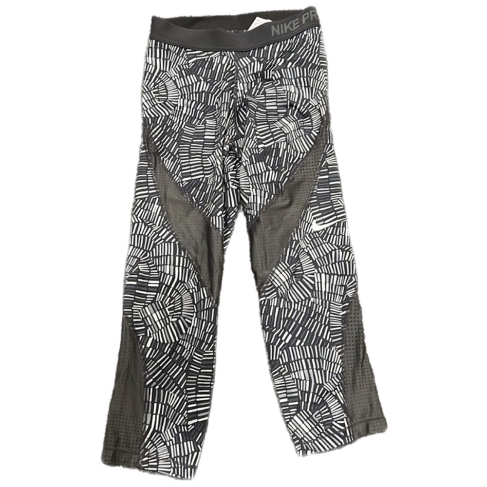 Nike Pro Capri Leggings